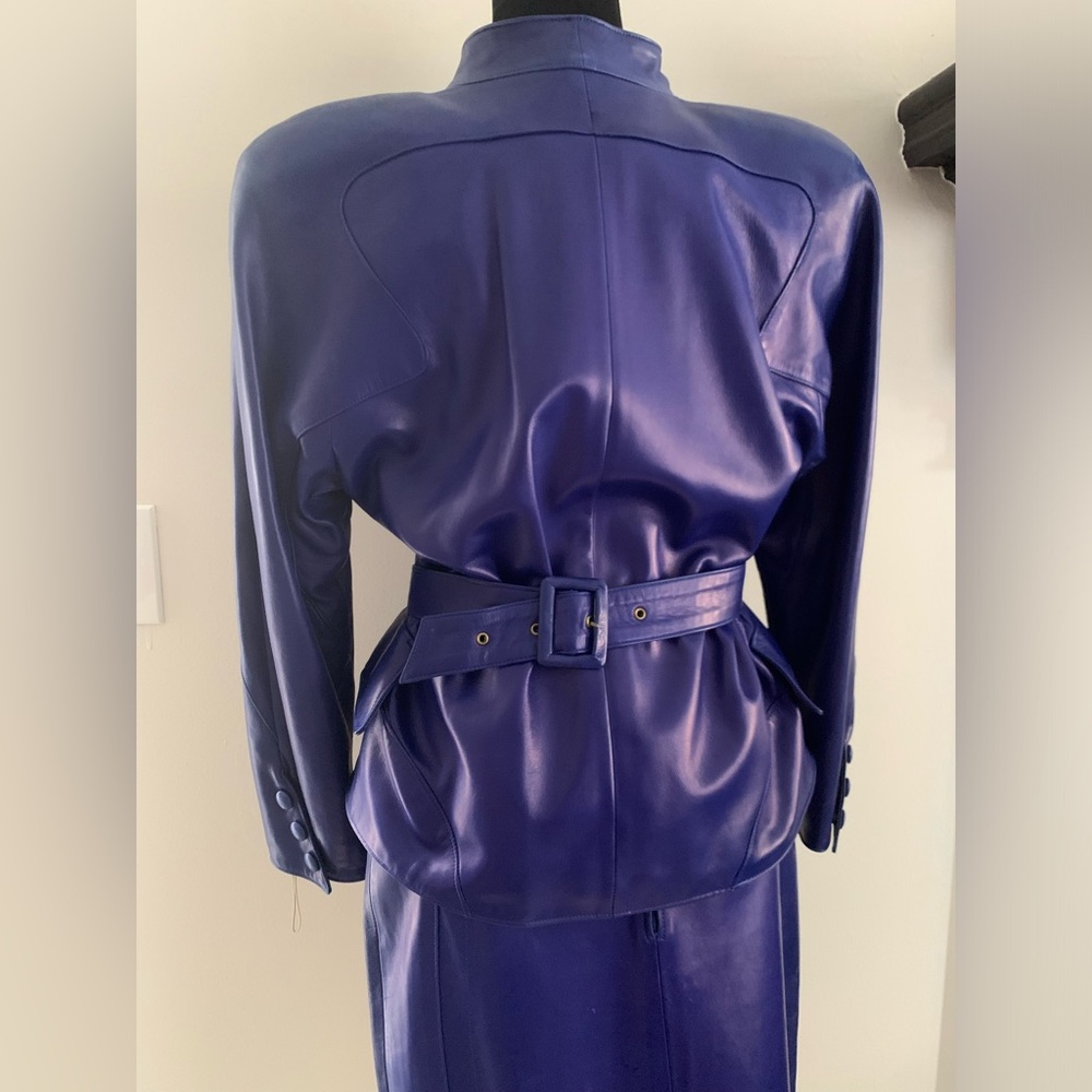 Jitrois Vintage Lambskin skirt and Jacket - Picture 9 of 16